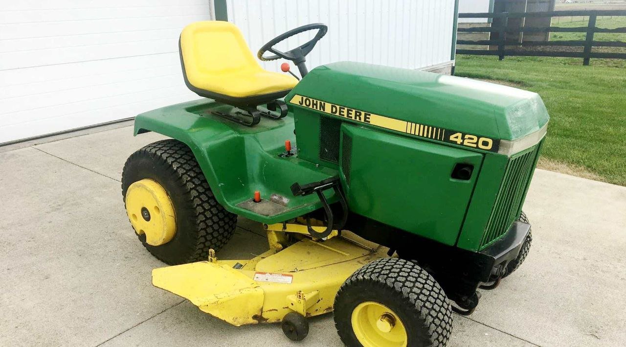 John Deere 420 lawnmower