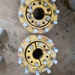 John Deere  release axle