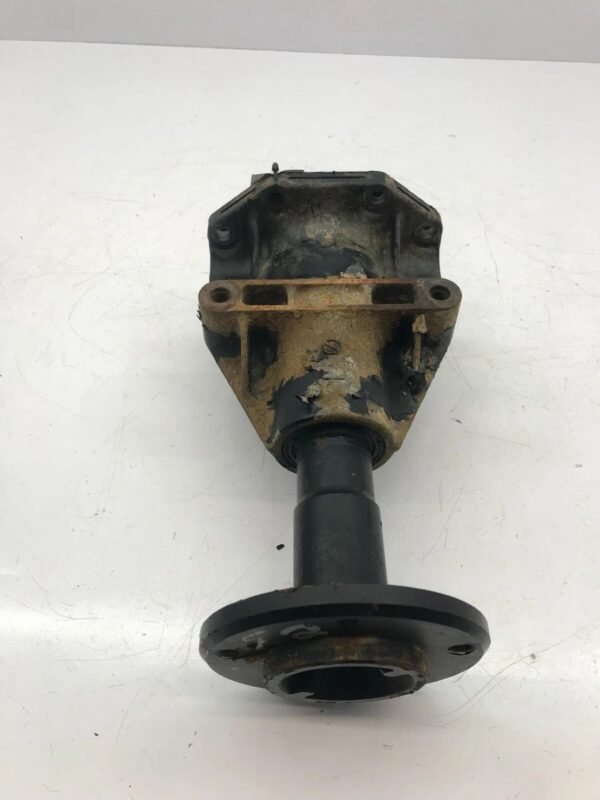 John Deere 2305 2210 RH REAR AXLE W/ HOUSING LVU800868 LVU800870 - Image 4